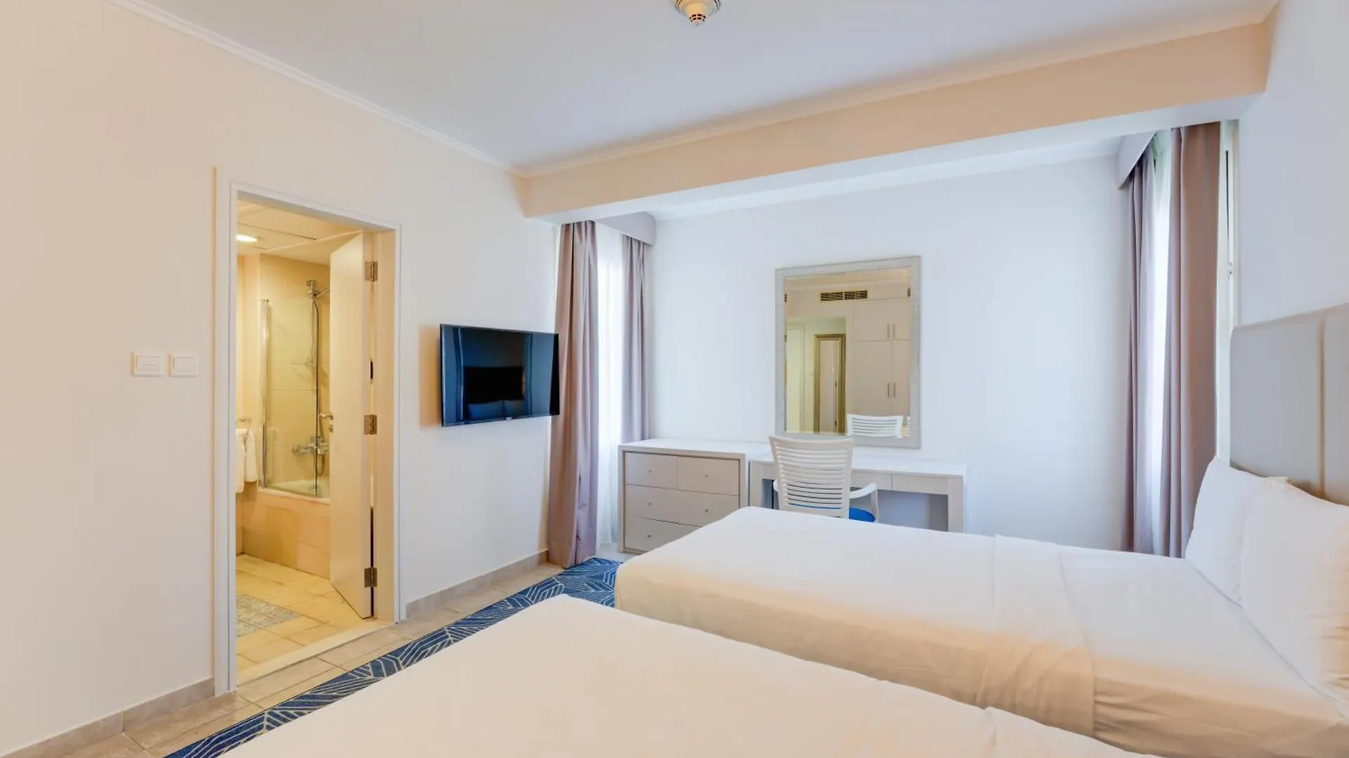 Aparthotel Millennium Lakeview Residence Formerly Copthorne Lakeview Executive Apartments Dubai
